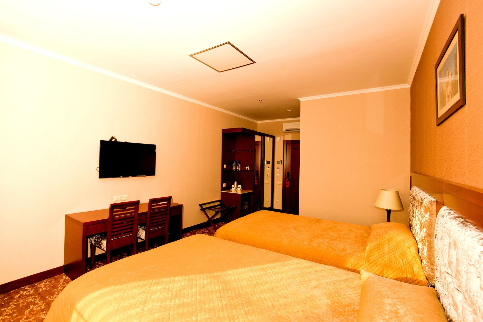 Grand Voyage Hotel Almaty Eksteriør billede