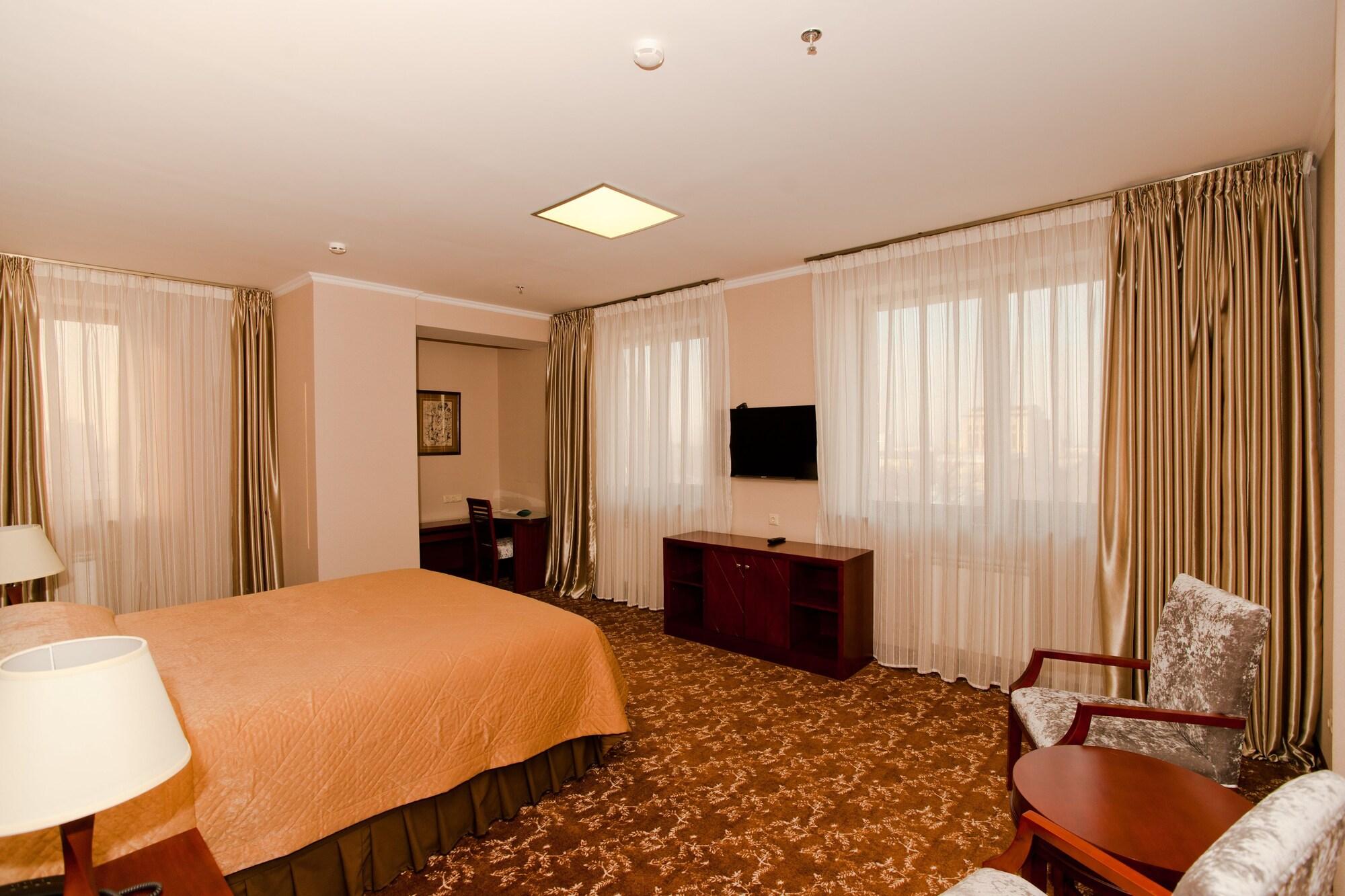 Grand Voyage Hotel Almaty Eksteriør billede