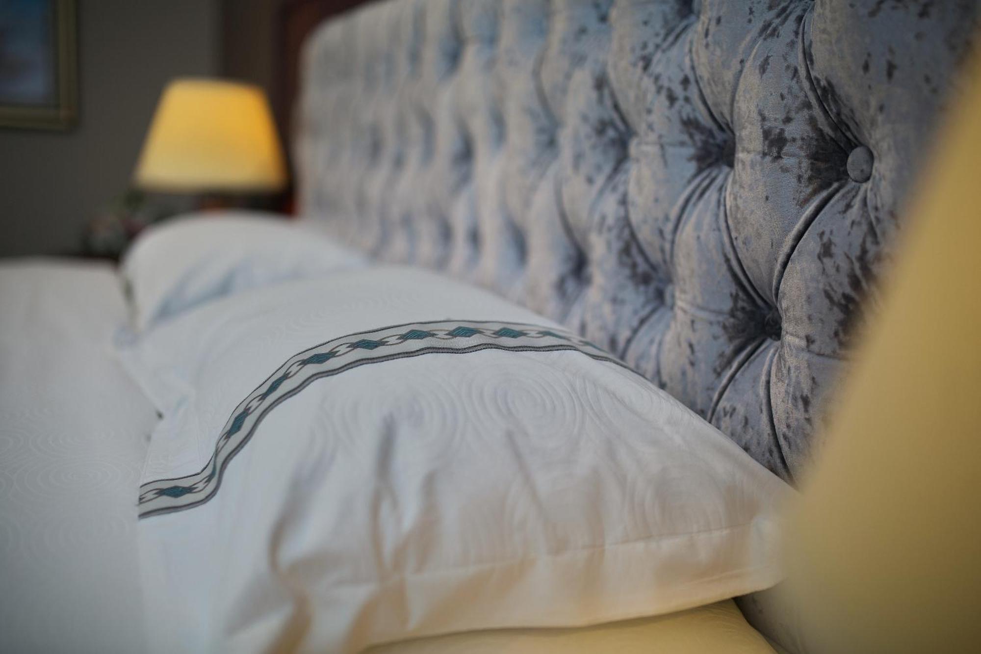 Grand Voyage Hotel Almaty Eksteriør billede