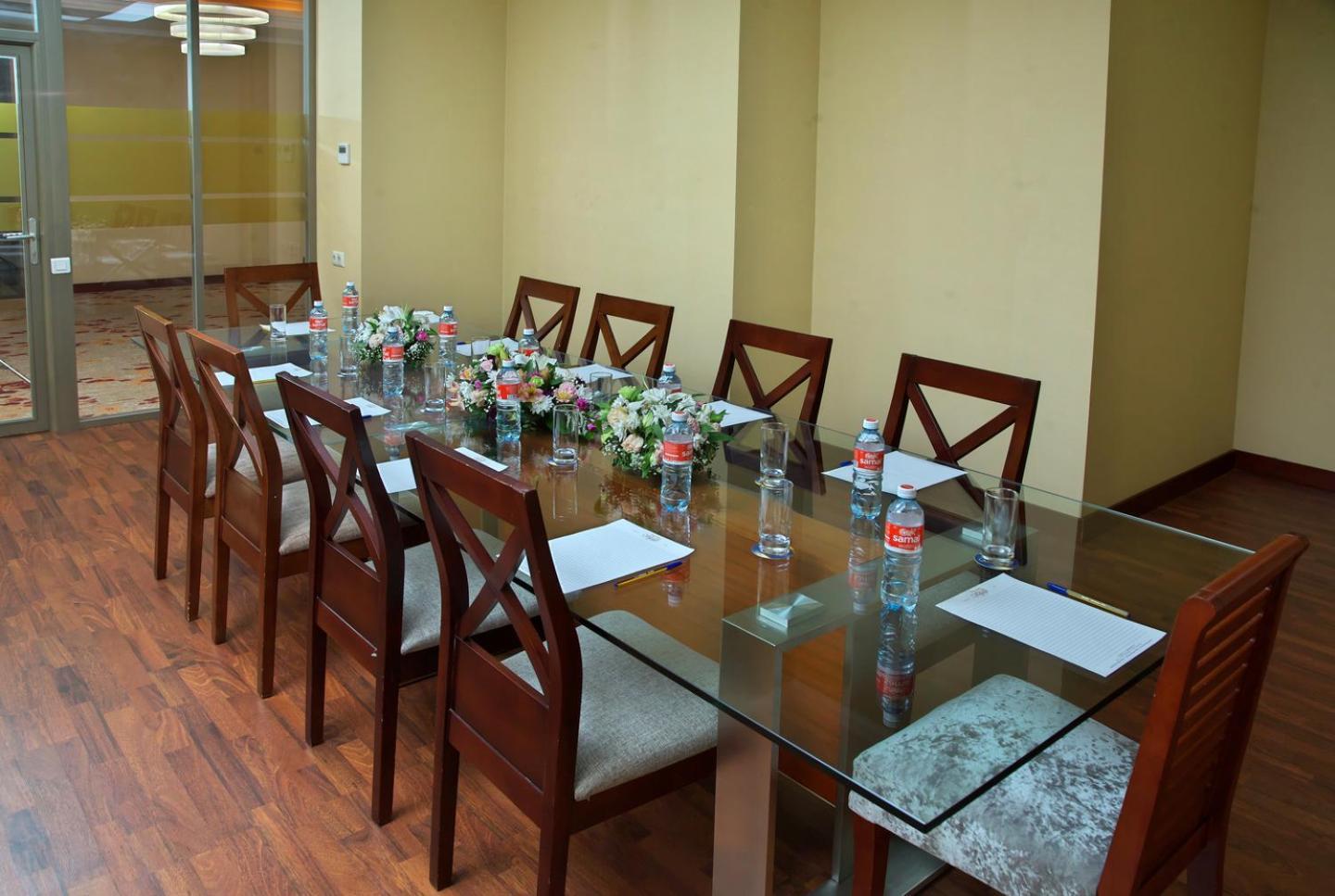 Grand Voyage Hotel Almaty Eksteriør billede