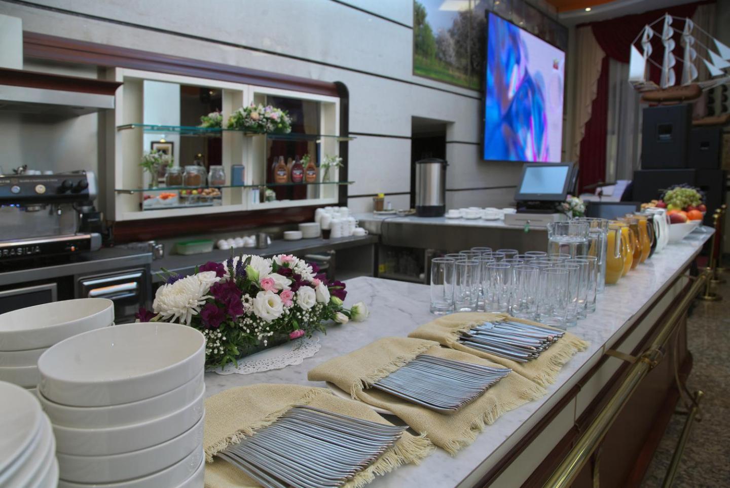 Grand Voyage Hotel Almaty Eksteriør billede