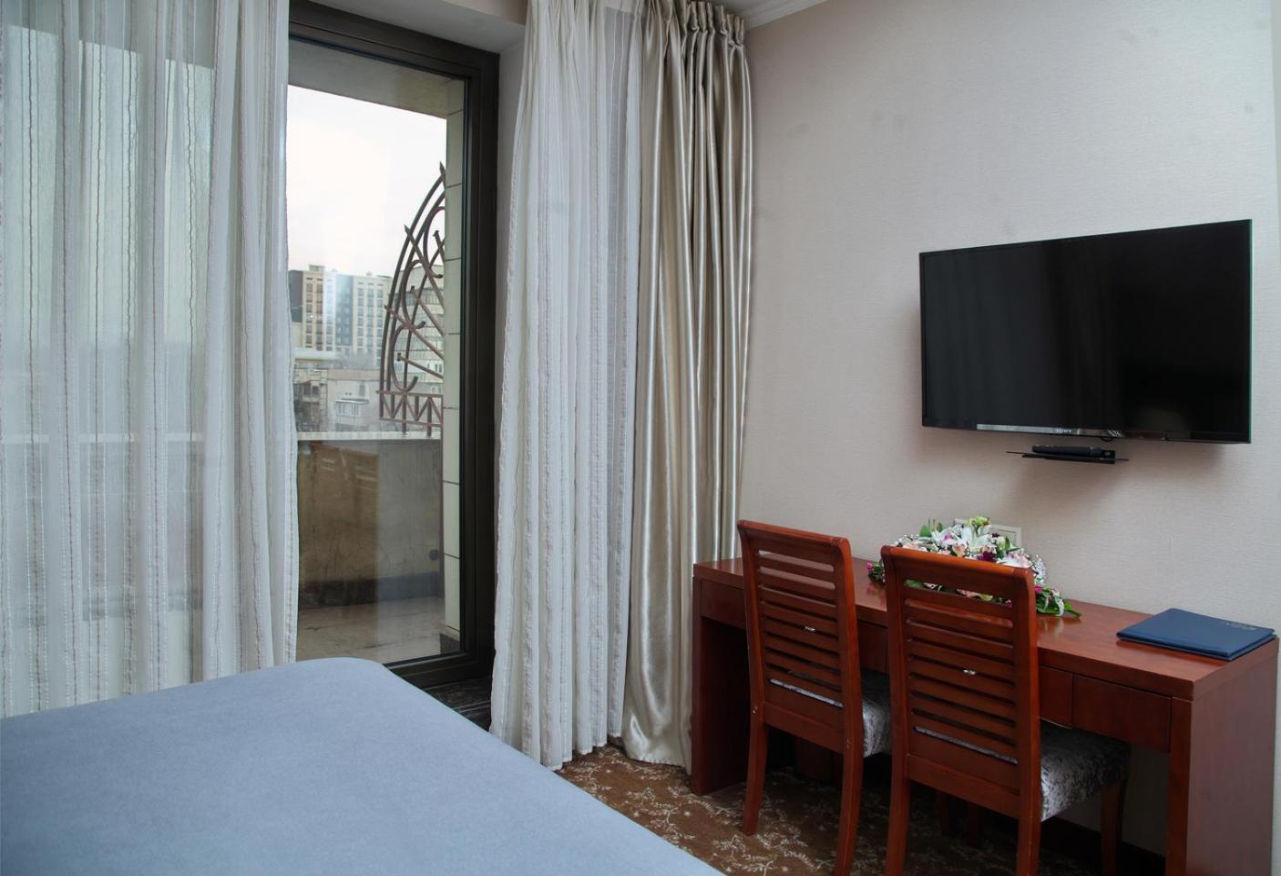 Grand Voyage Hotel Almaty Eksteriør billede