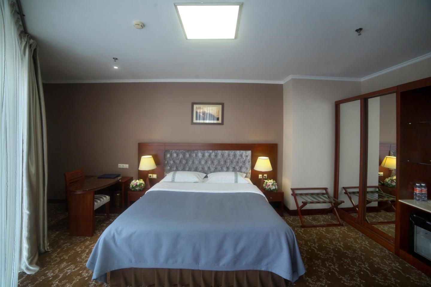 Grand Voyage Hotel Almaty Eksteriør billede